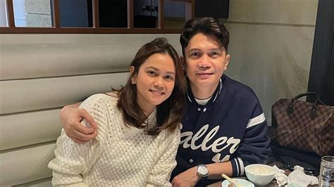 vhong navarro wife|carlos navarro morales.